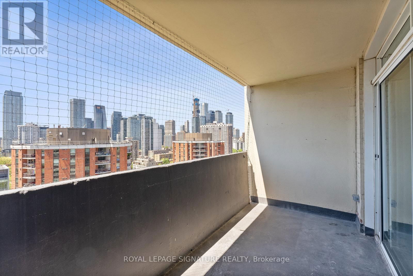 2217 - 40 HOMEWOOD AVENUE Image 27