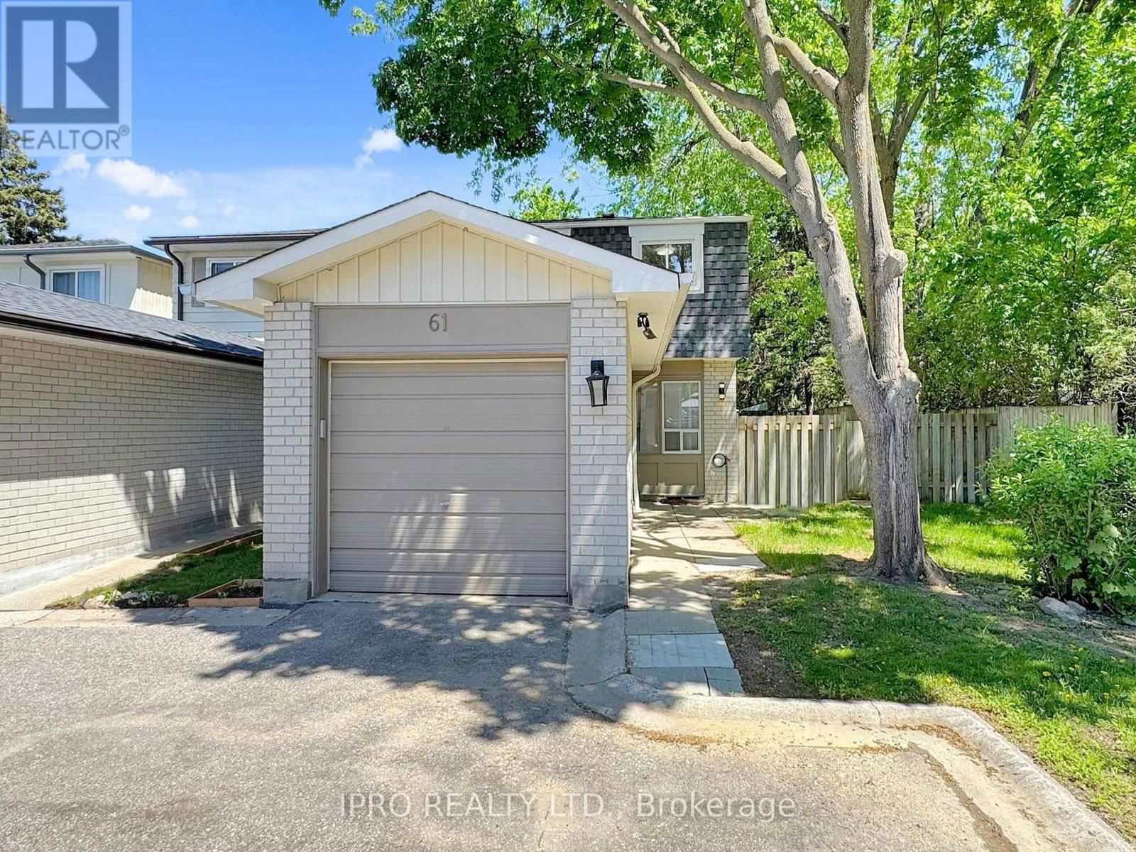 61 PLUM TREE WAY Image 1