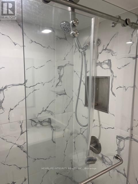 904 - 150 NEPTUNE DRIVE Image 26