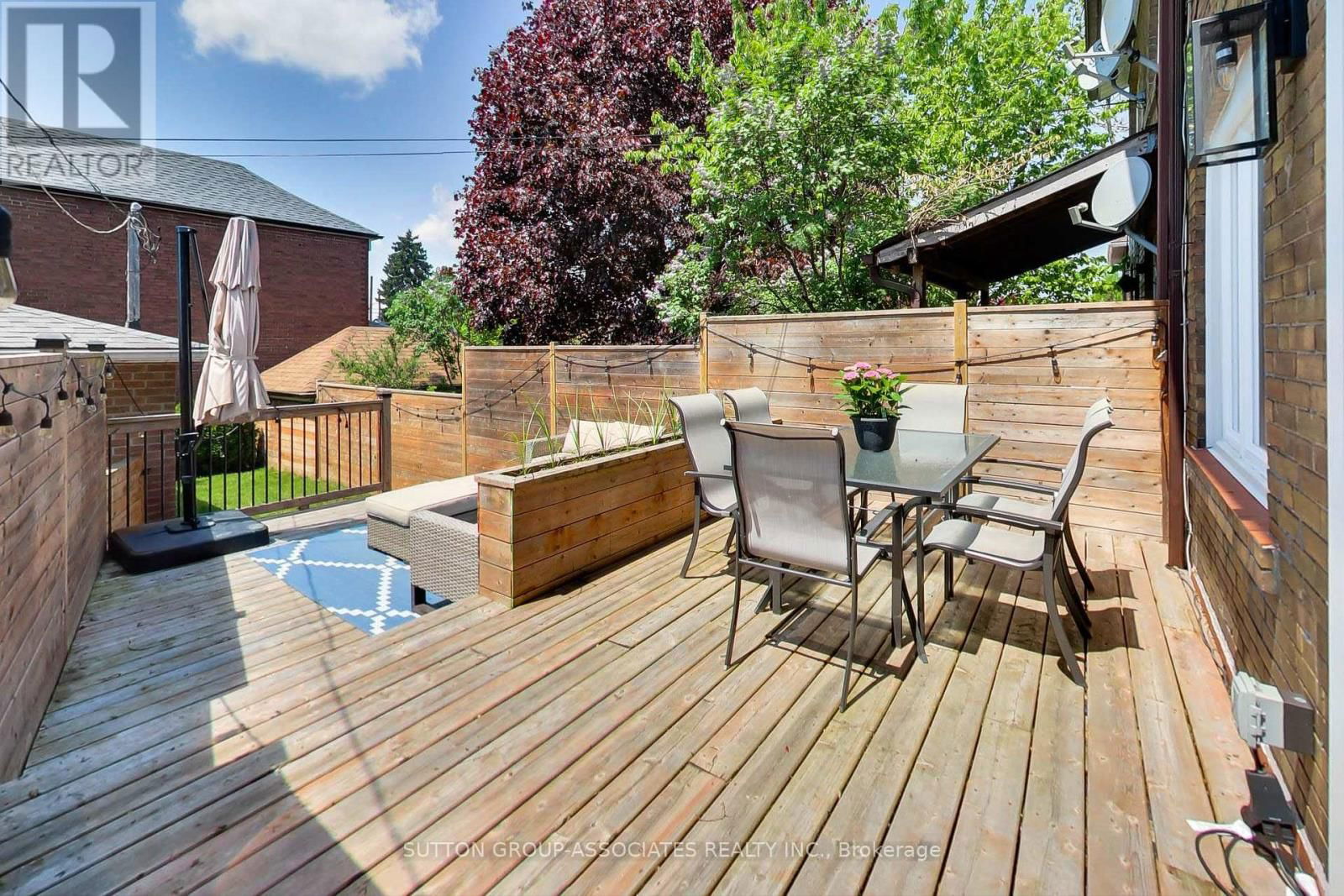 312 GLENHOLME AVENUE Image 37