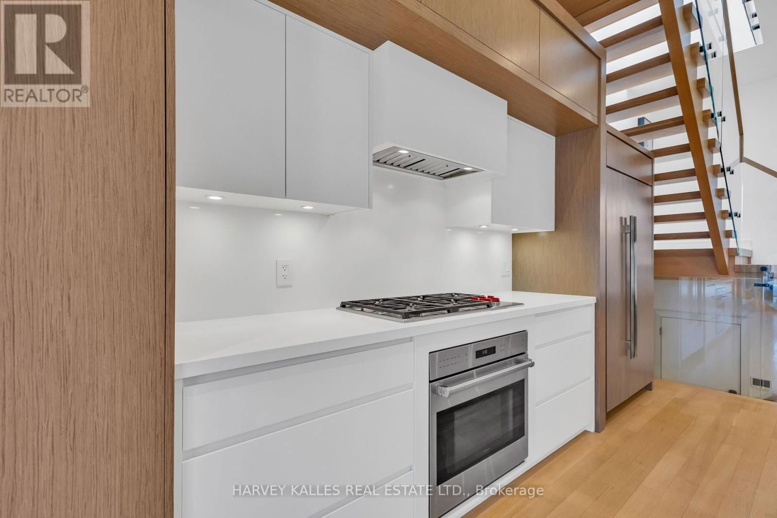 245 BROOKDALE AVENUE Image 10