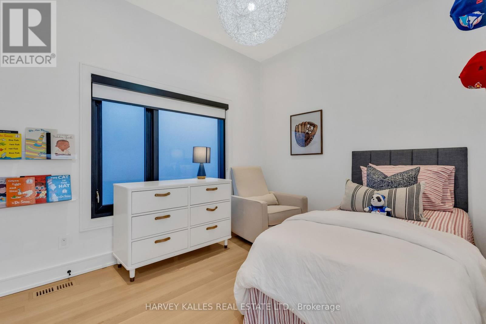 245 BROOKDALE AVENUE Image 31
