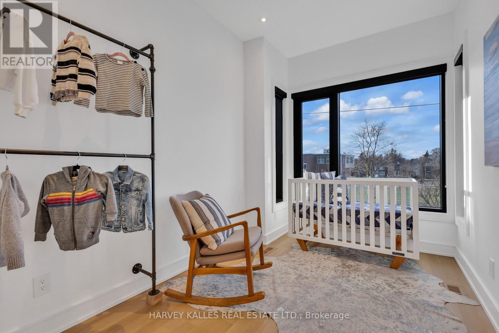 245 BROOKDALE AVENUE Image 36