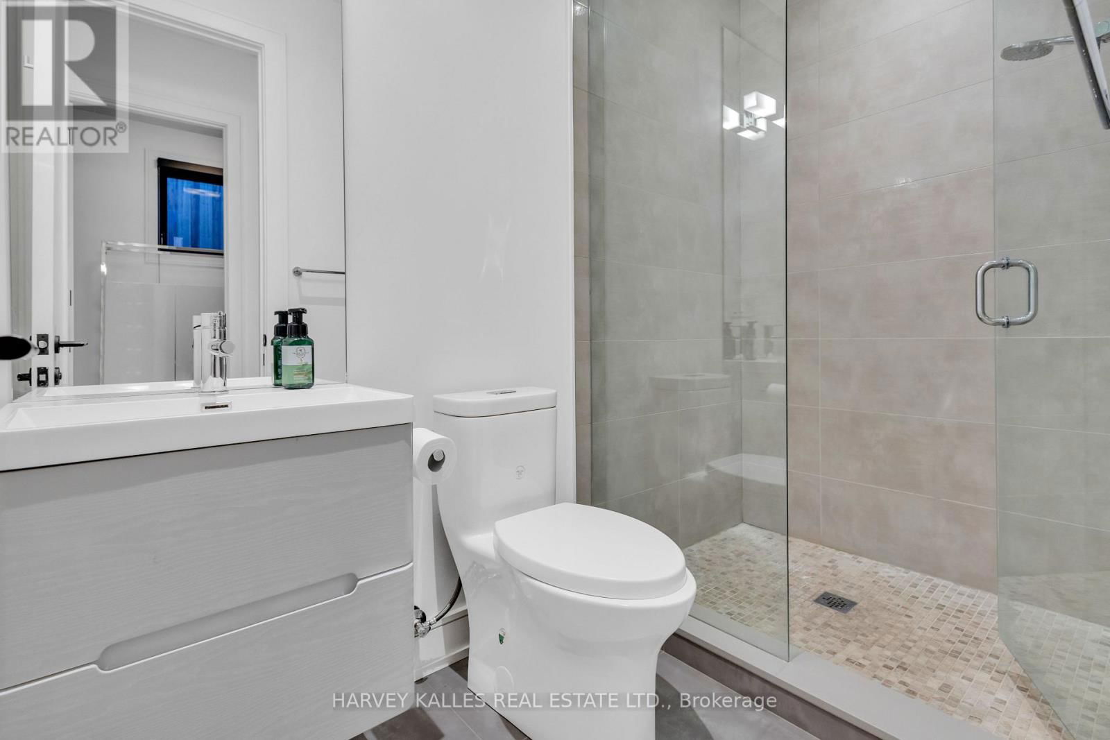 245 BROOKDALE AVENUE Image 42