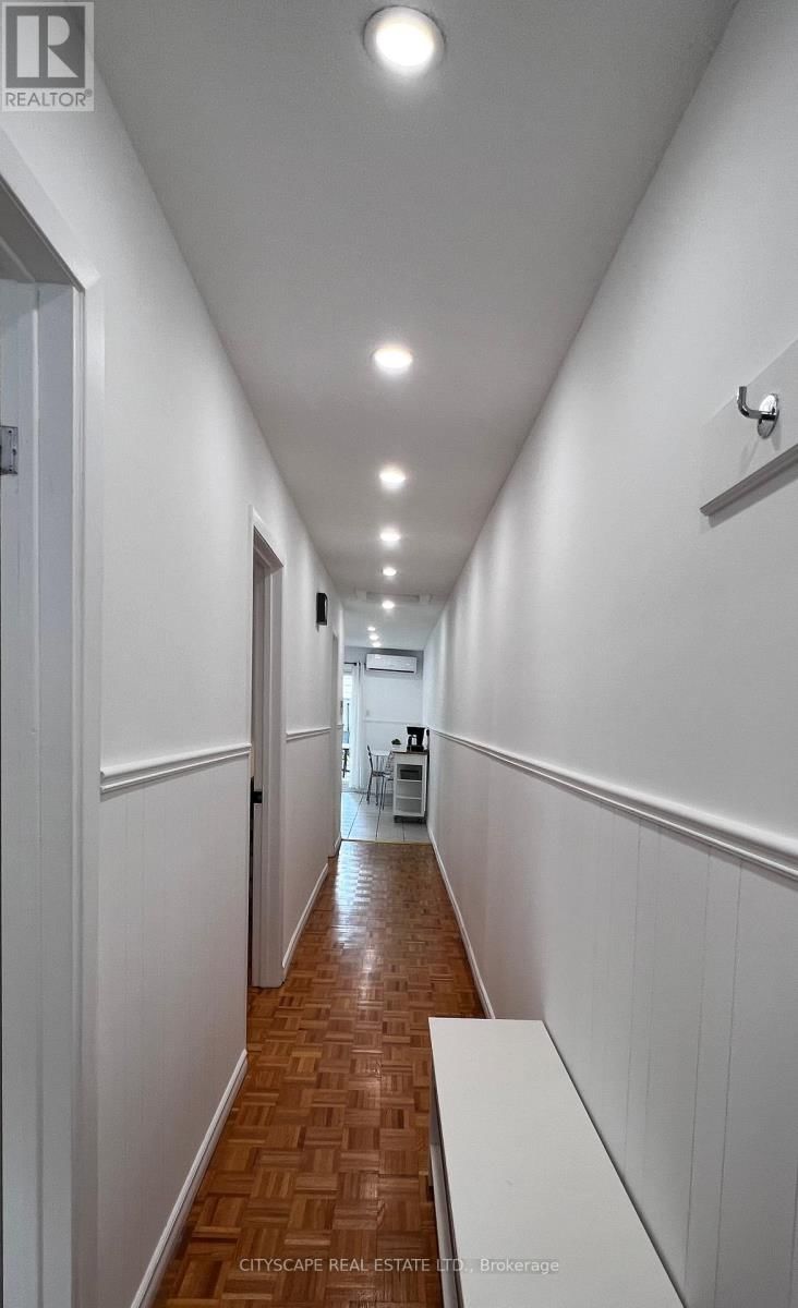 194 MANNING AVENUE Image 10