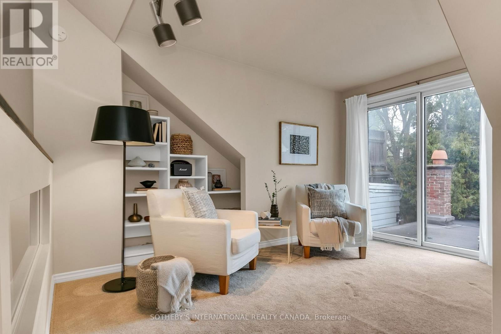 48 SALISBURY AVENUE Image 21