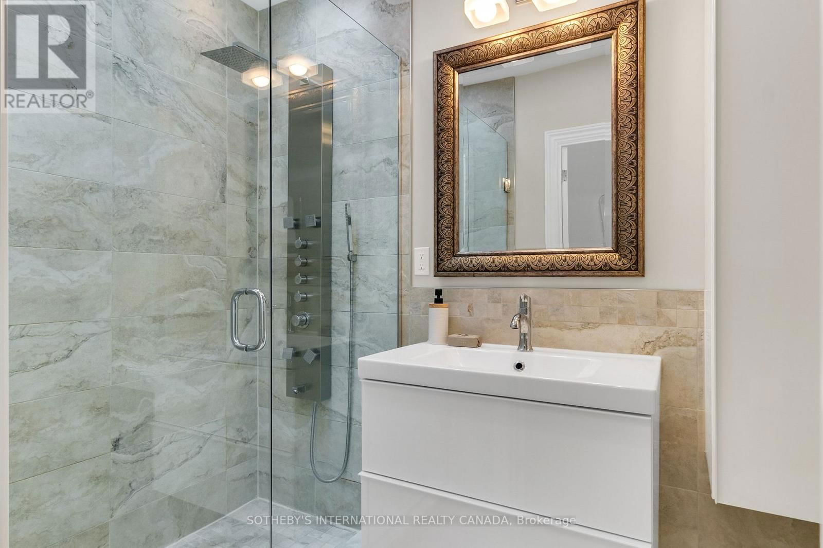 48 SALISBURY AVENUE Image 23