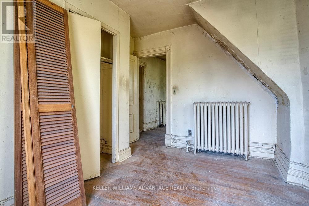 43 DEWSON STREET Image 12