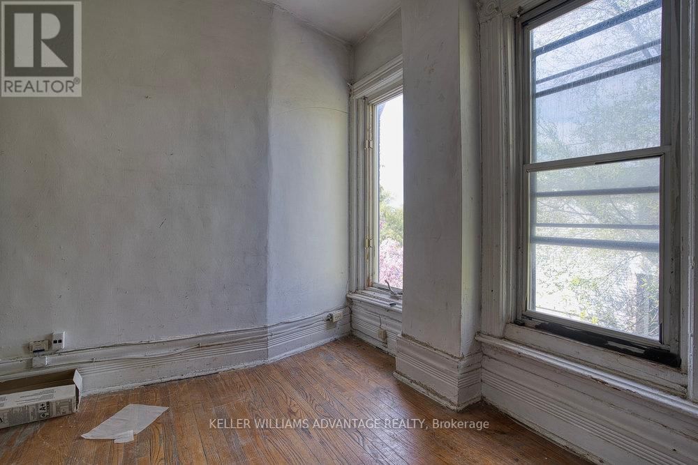 43 DEWSON STREET Image 21