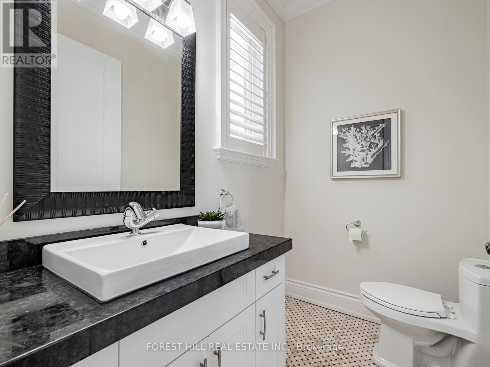 62 ATHABASKA AVENUE Image 2