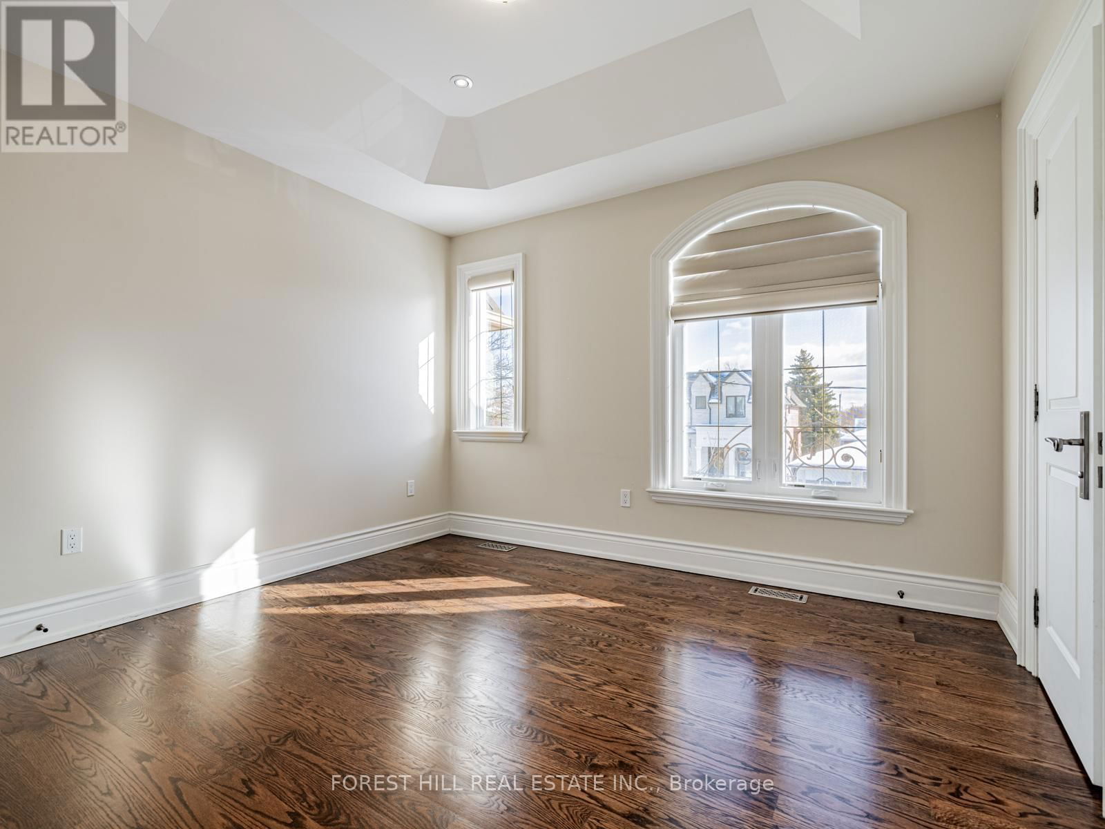 62 ATHABASKA AVENUE Image 32
