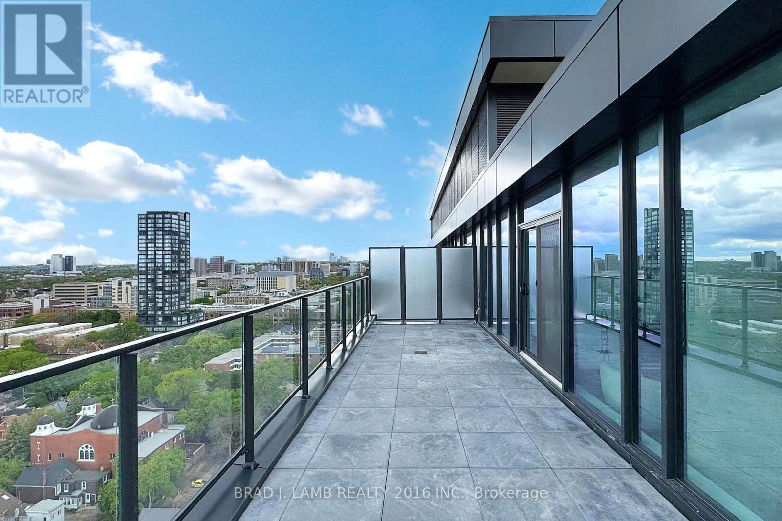 2002 - 195 MCCAUL STREET Image 33