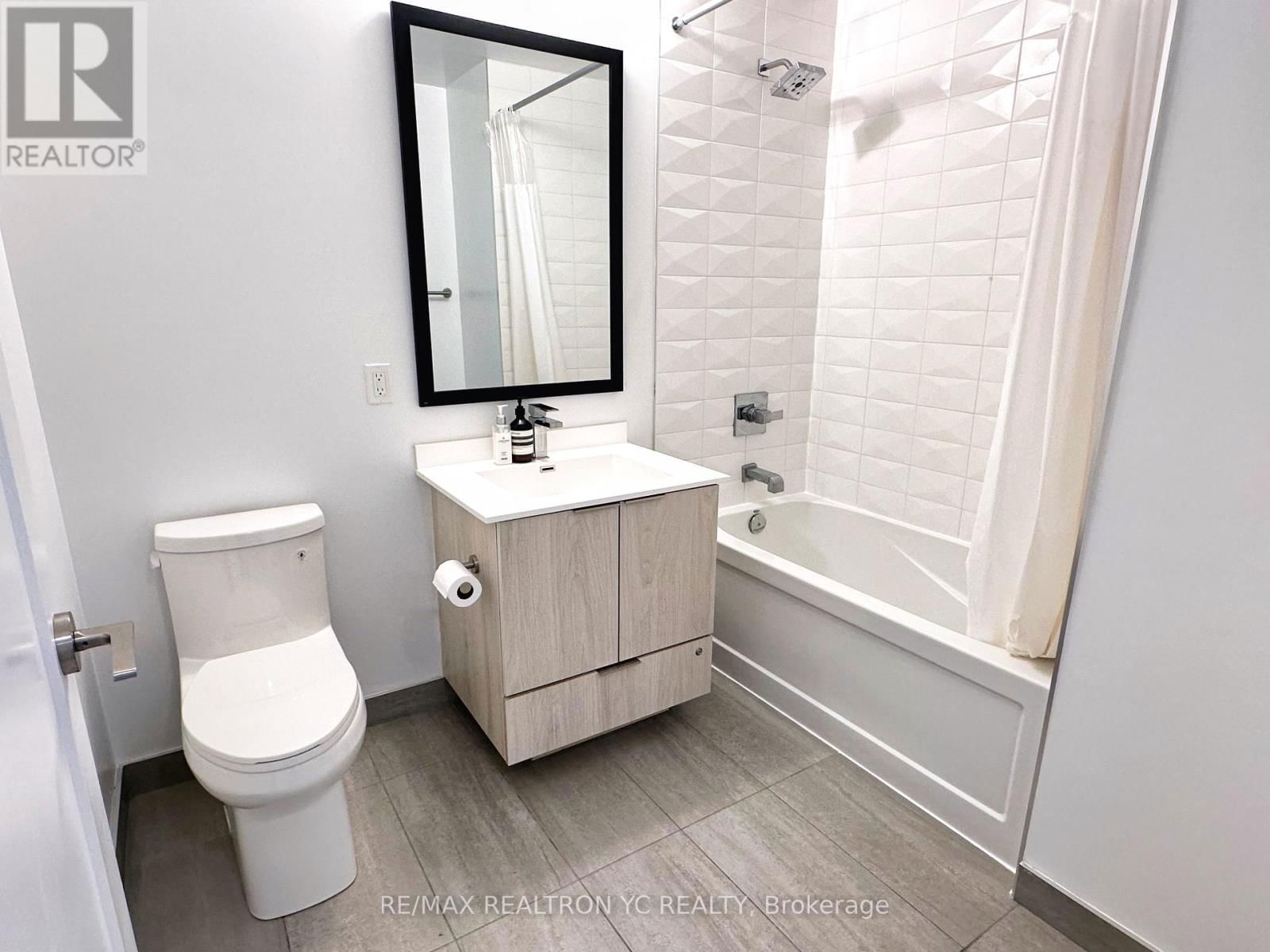 425 - 1 BELSIZE DRIVE Image 9