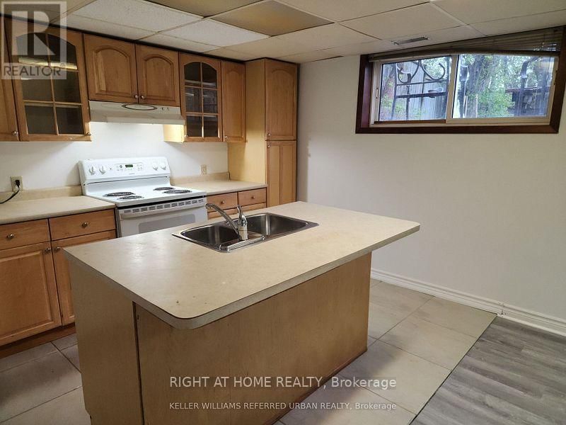 # Lower - 12 CAINES AVENUE Image 4
