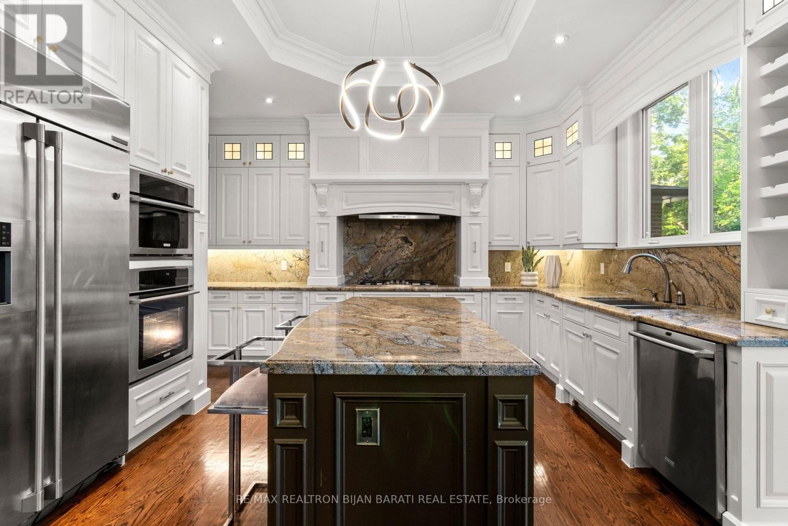 255 HOMEWOOD AVENUE Image 16