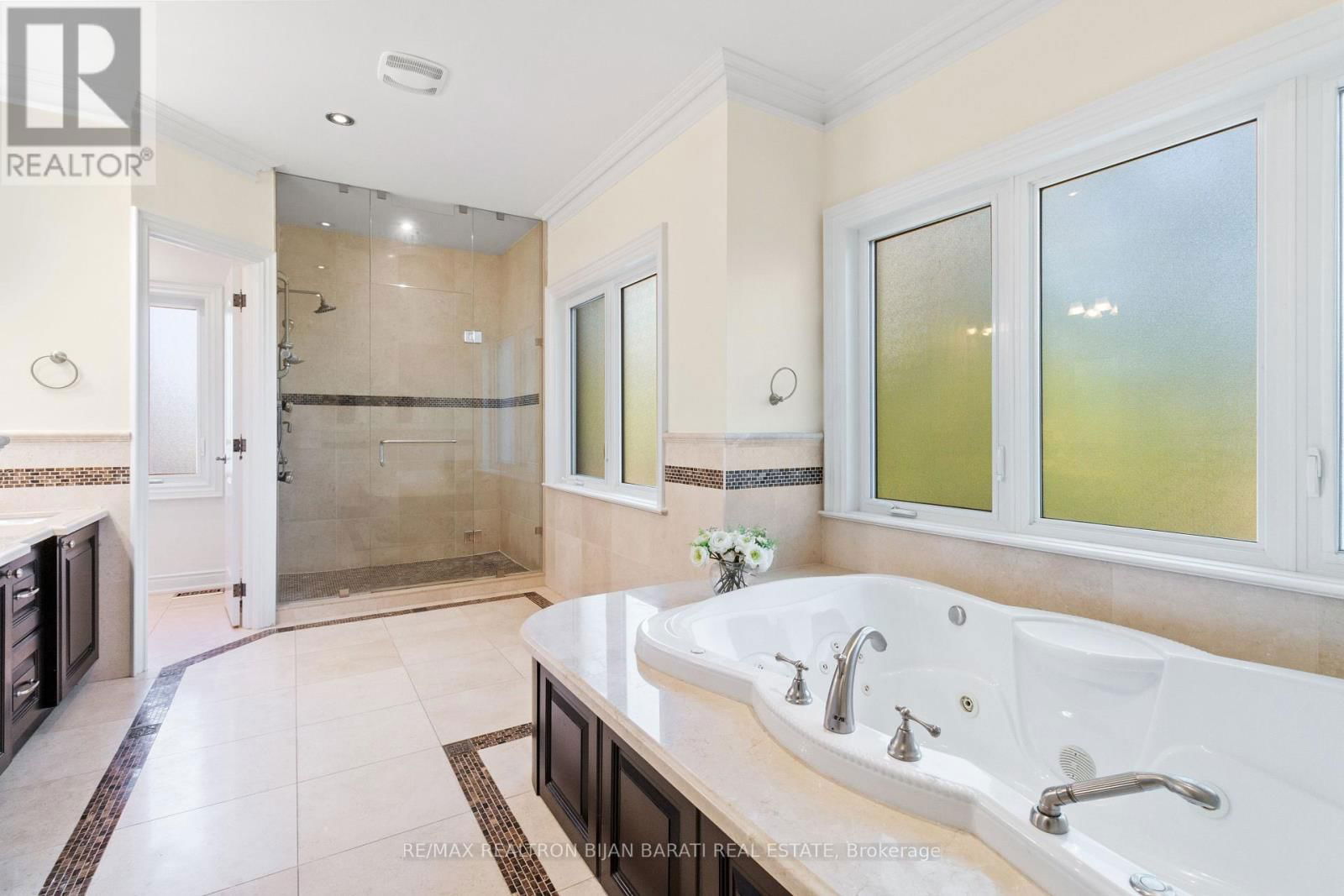 255 HOMEWOOD AVENUE Image 28