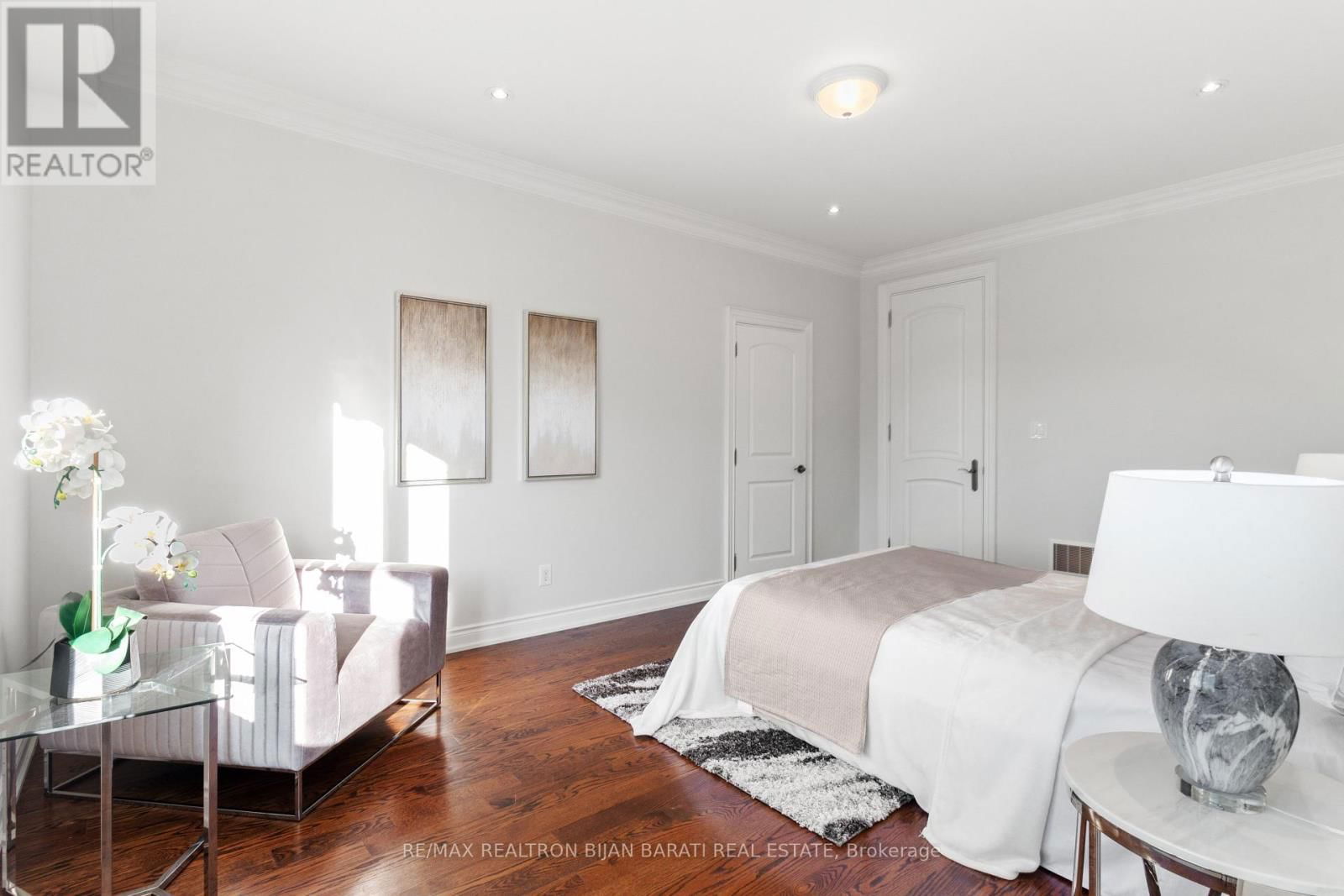 255 HOMEWOOD AVENUE Image 33