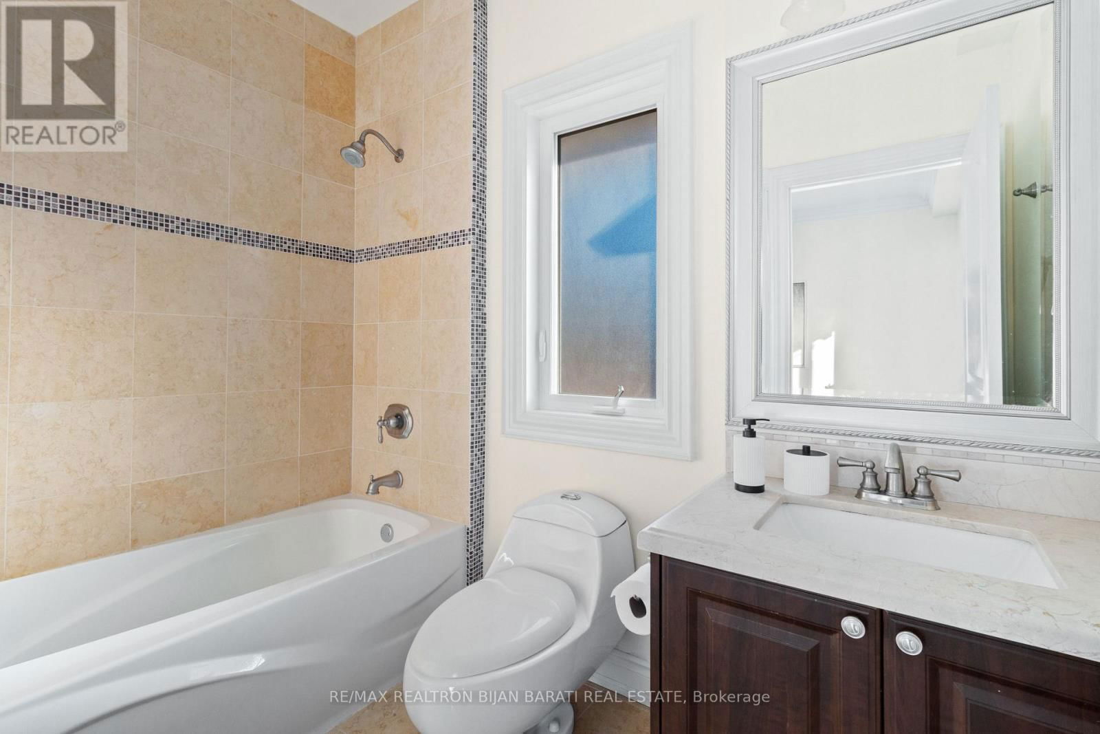 255 HOMEWOOD AVENUE Image 34