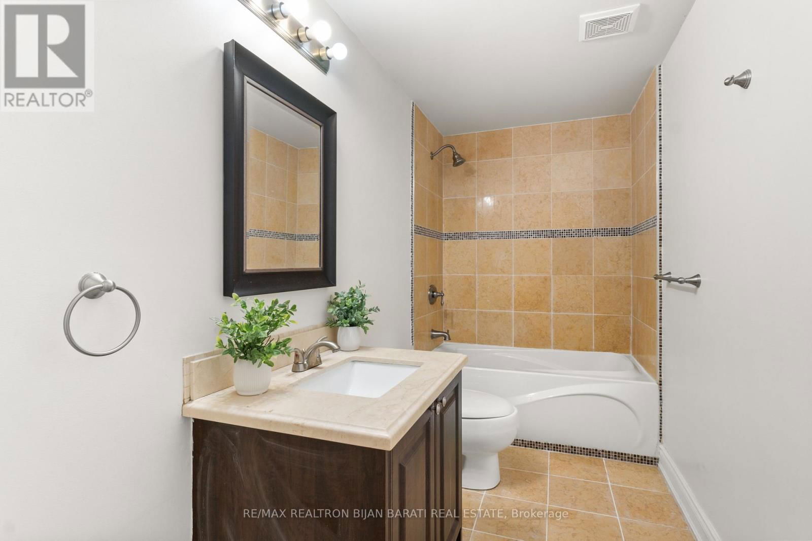 255 HOMEWOOD AVENUE Image 45