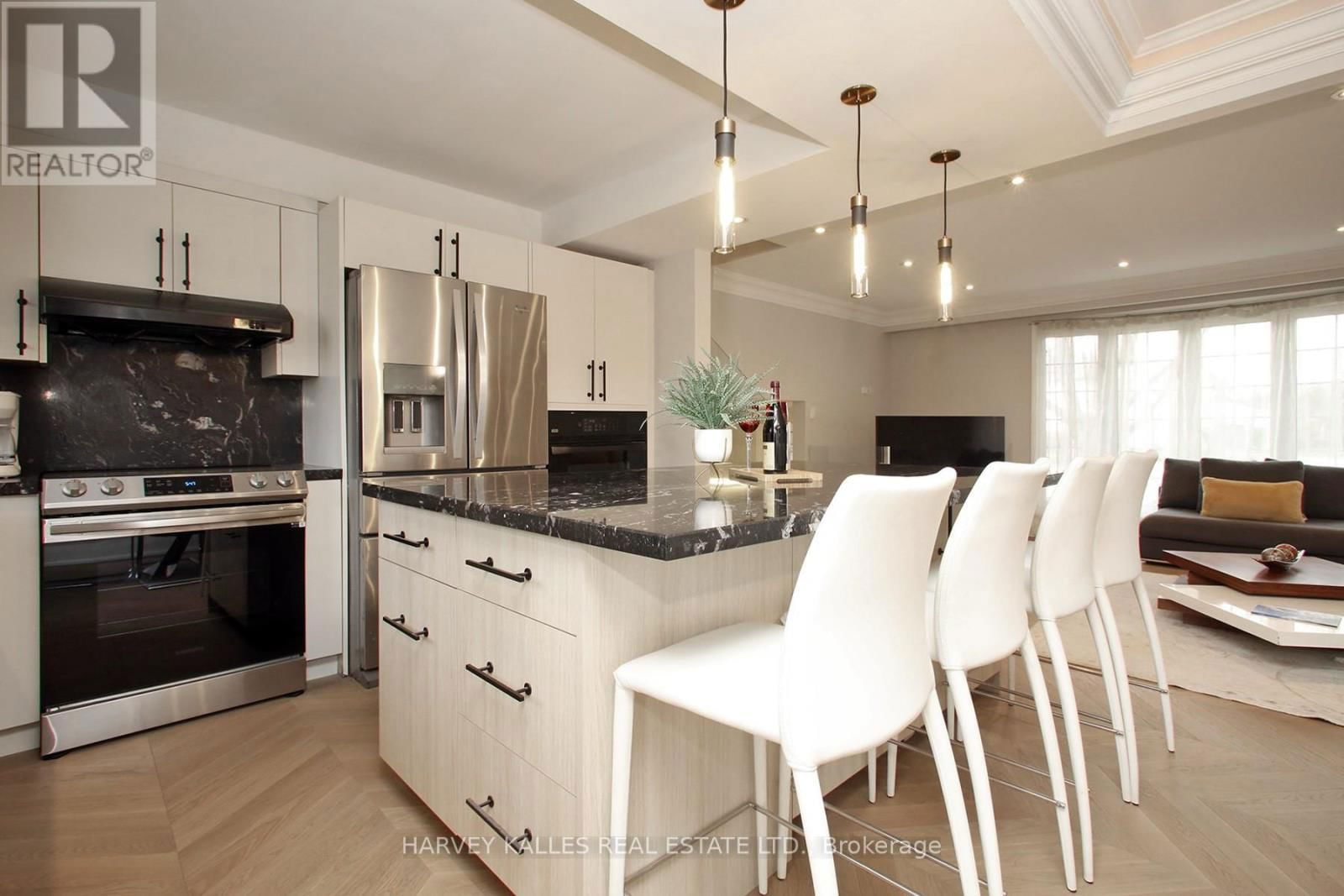 16 WEDGEPORT PLACE Image 13