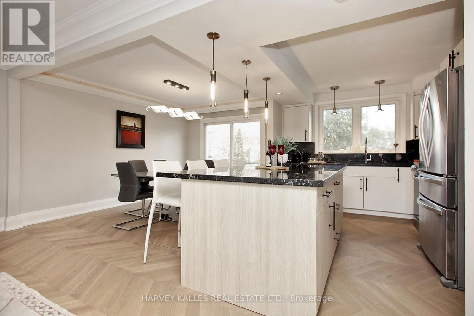 16 WEDGEPORT PLACE Image 3