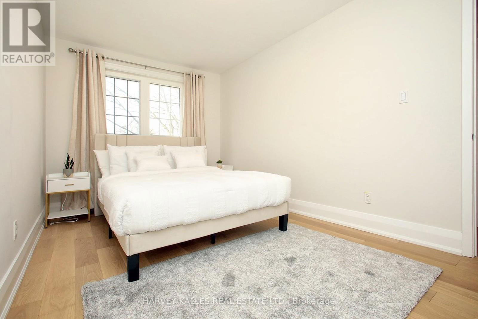 16 WEDGEPORT PLACE Image 30