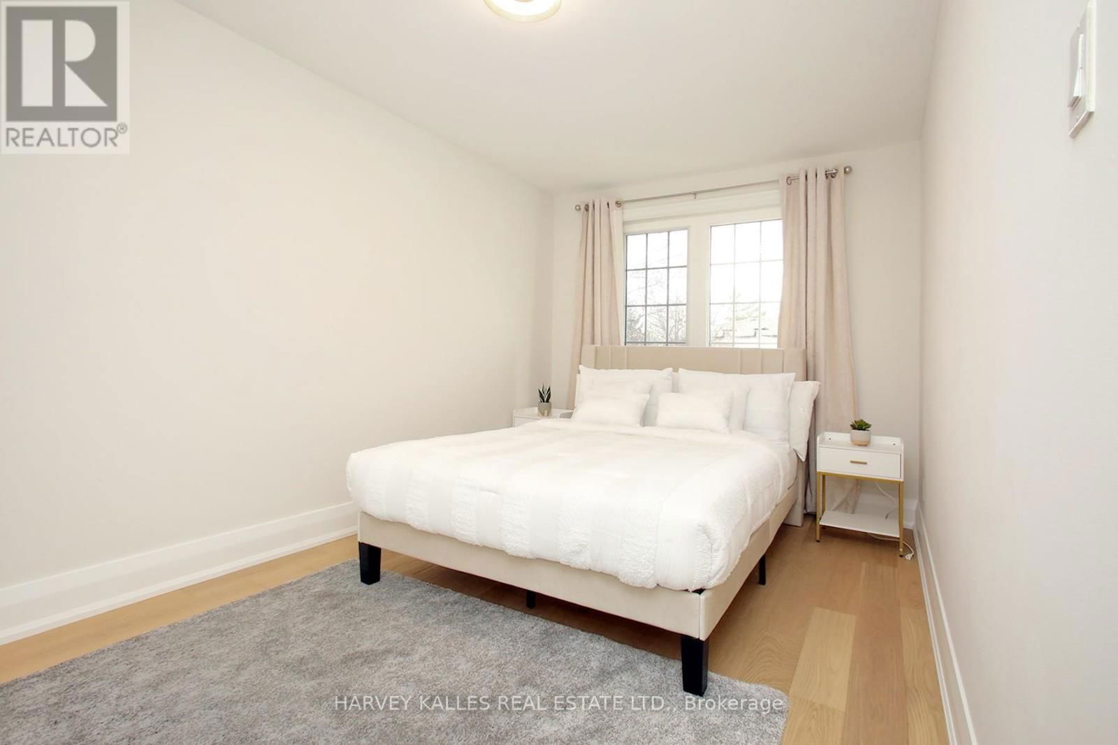 16 WEDGEPORT PLACE Image 33