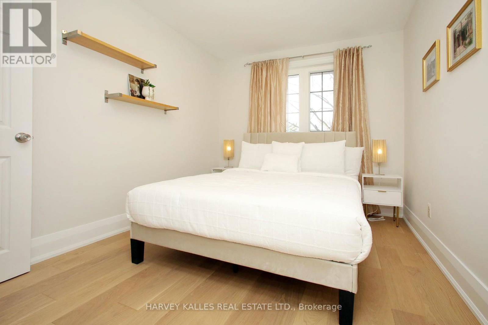 16 WEDGEPORT PLACE Image 38