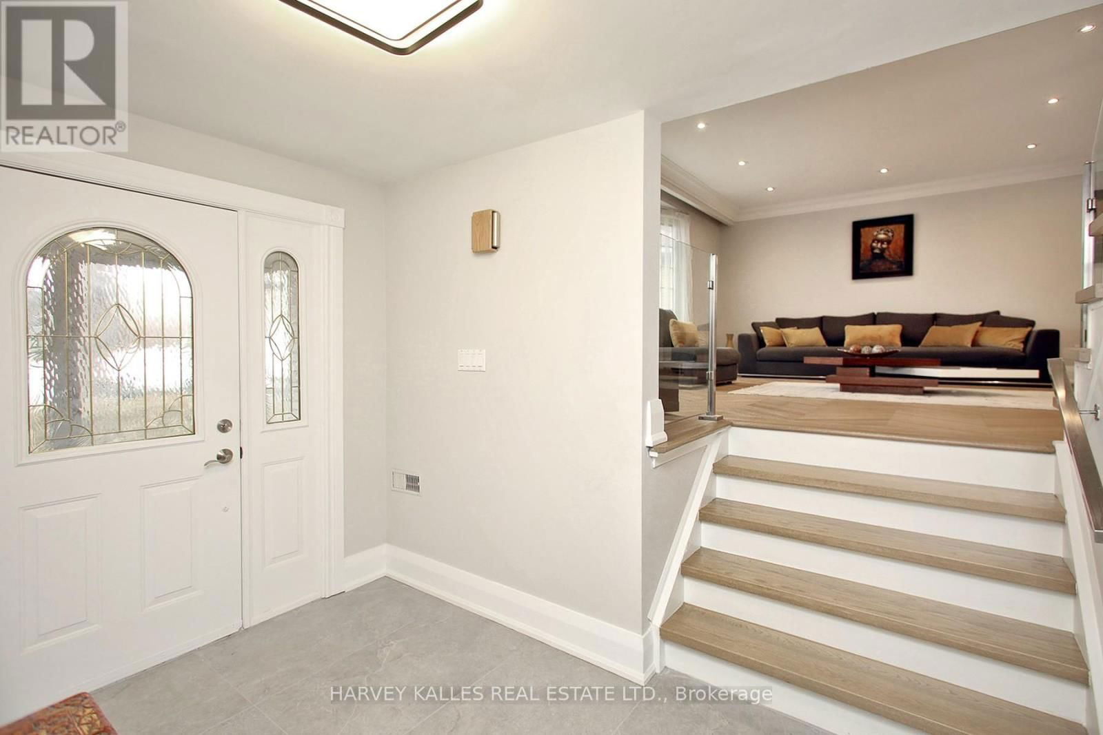 16 WEDGEPORT PLACE Image 41