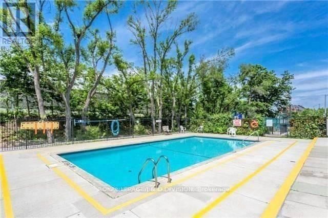 1510 - 130 NEPTUNE DRIVE Image 13