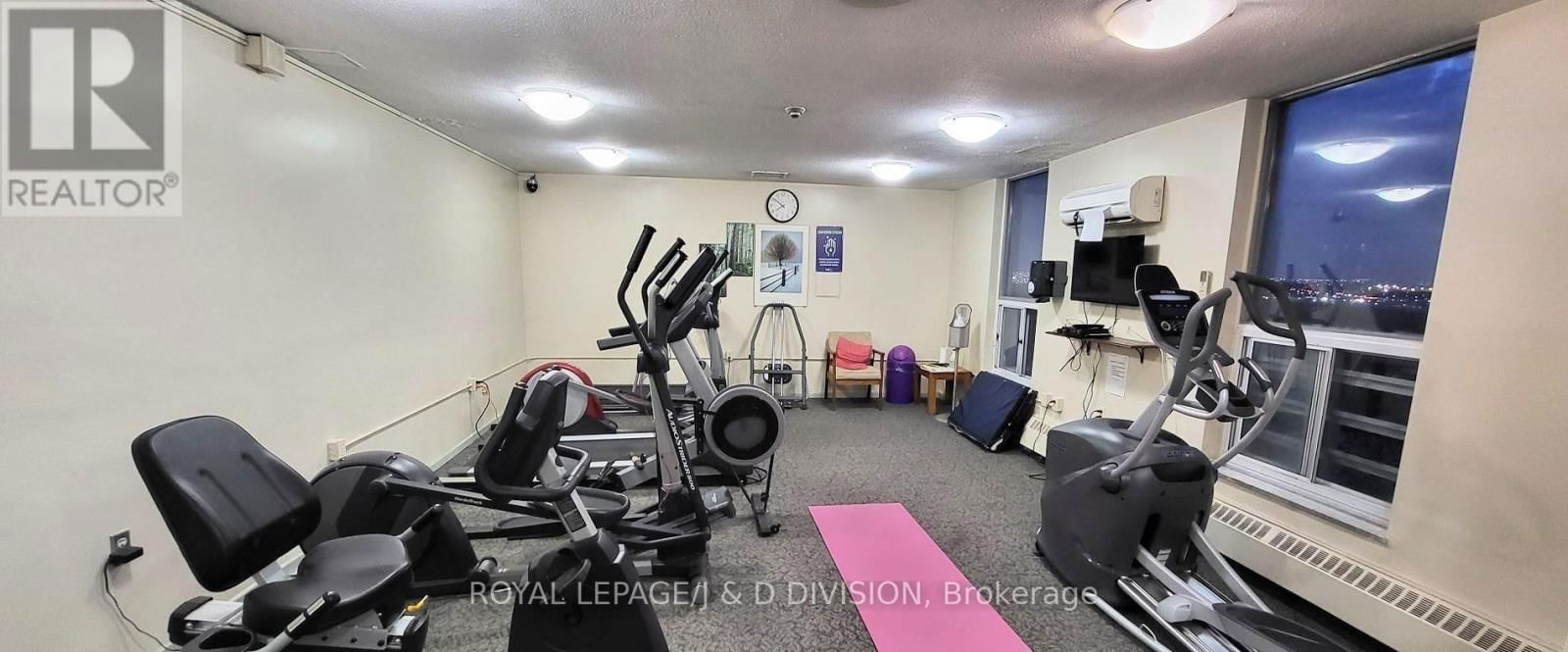1510 - 130 NEPTUNE DRIVE Image 15