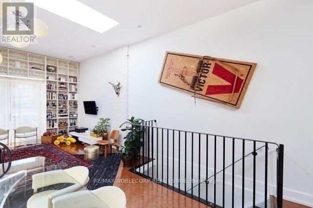 2nd Floor - 1588 DUNDAS STREET WEST Image 2