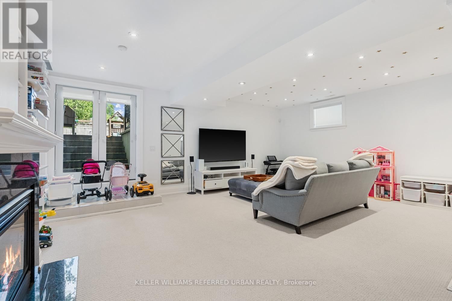 92 FELBRIGG AVENUE Image 35