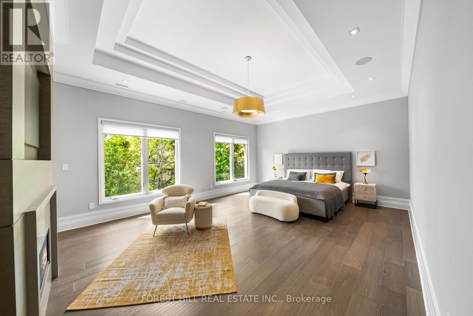 163 CORTLEIGH BOULEVARD Image 23