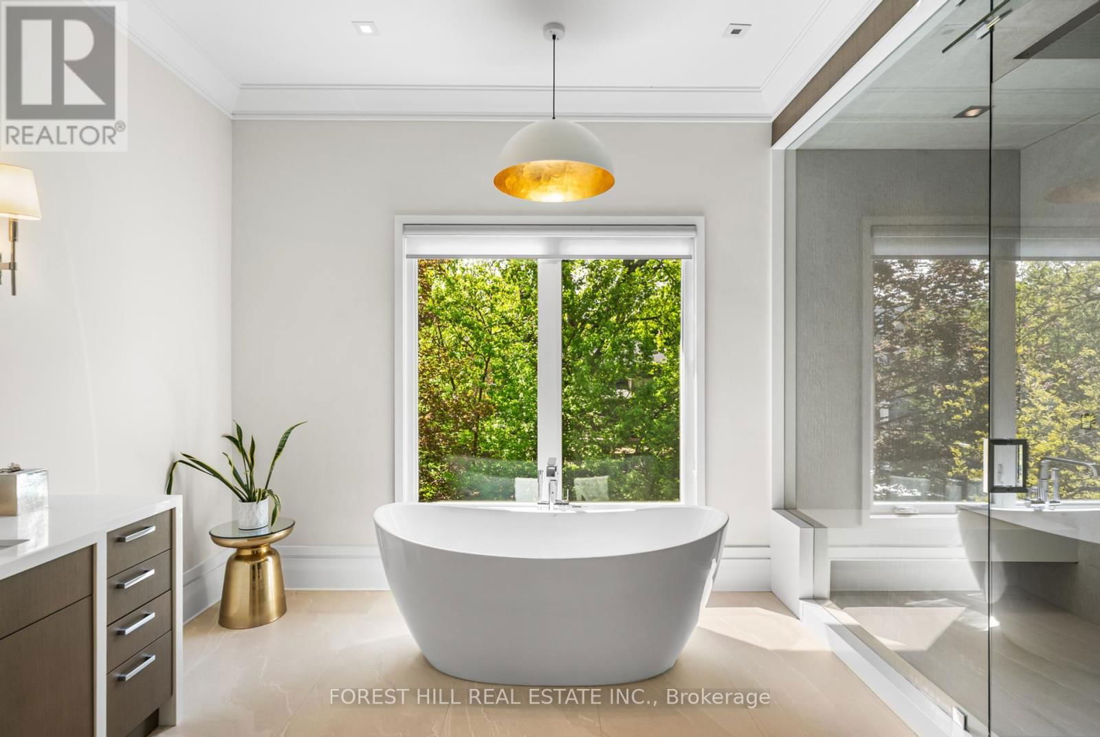 163 CORTLEIGH BOULEVARD Image 27