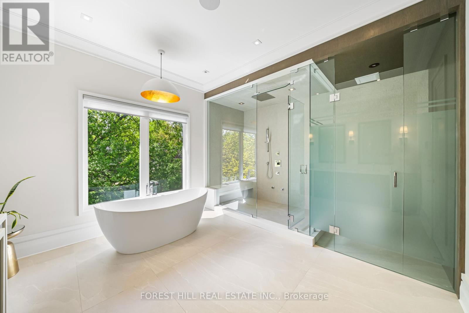 163 CORTLEIGH BOULEVARD Image 29