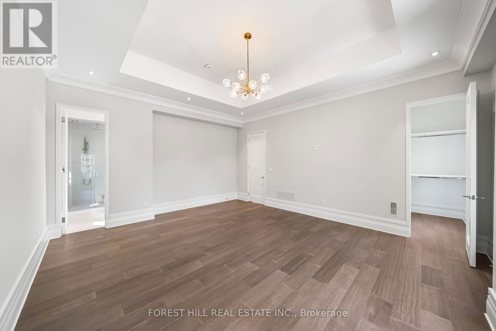 163 CORTLEIGH BOULEVARD Image 35
