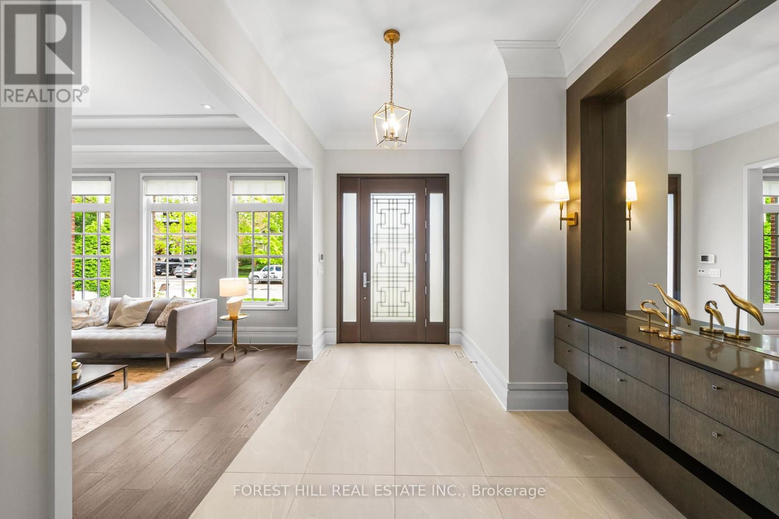 163 CORTLEIGH BOULEVARD Image 5