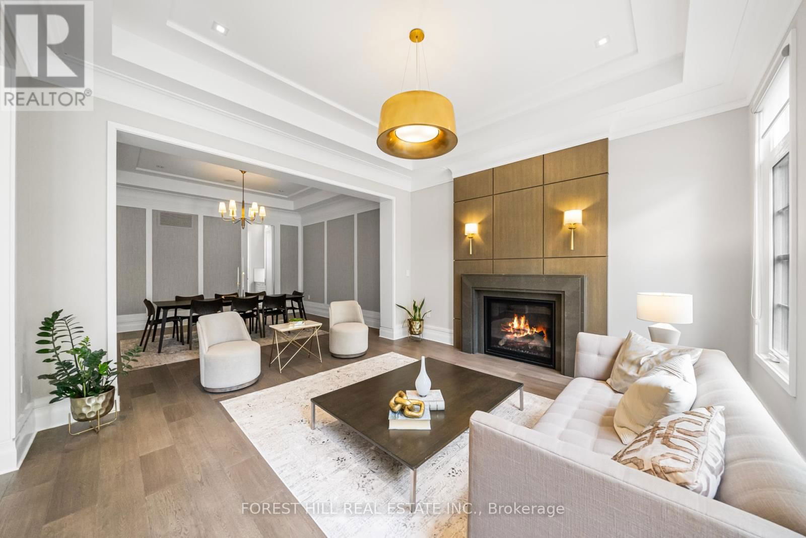 163 CORTLEIGH BOULEVARD Image 6