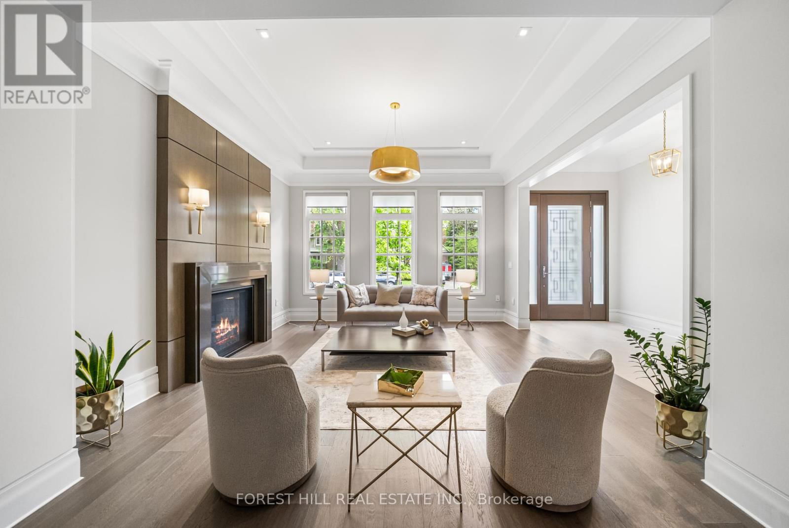 163 CORTLEIGH BOULEVARD Image 7