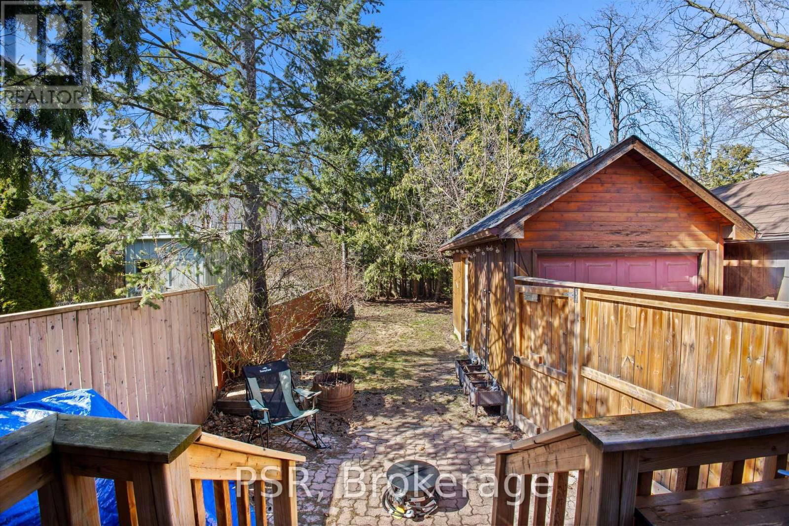 98 ROSELAWN AVENUE Image 24