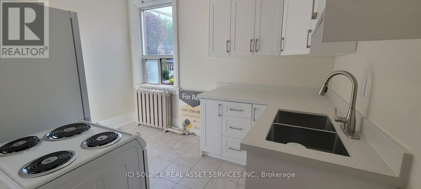 Upper - 360 GERRARD STREET EAST Image 5