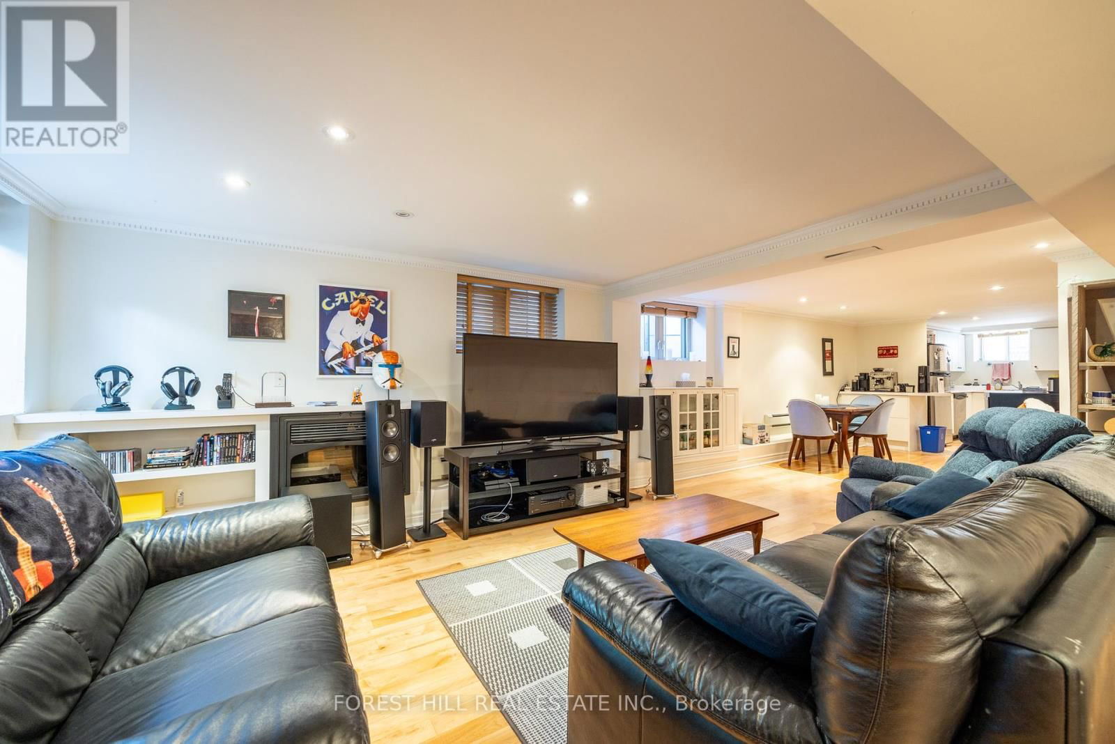 18 COLLEGE VIEW AVENUE Image 31