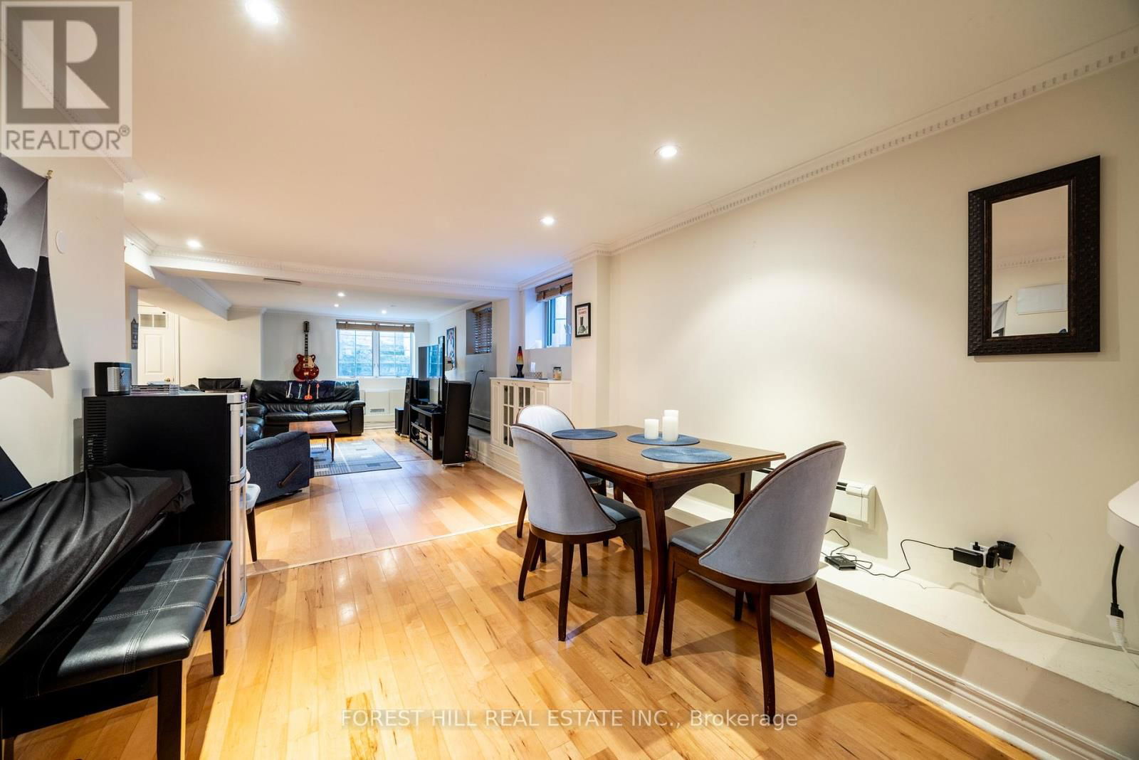 18 COLLEGE VIEW AVENUE Image 32