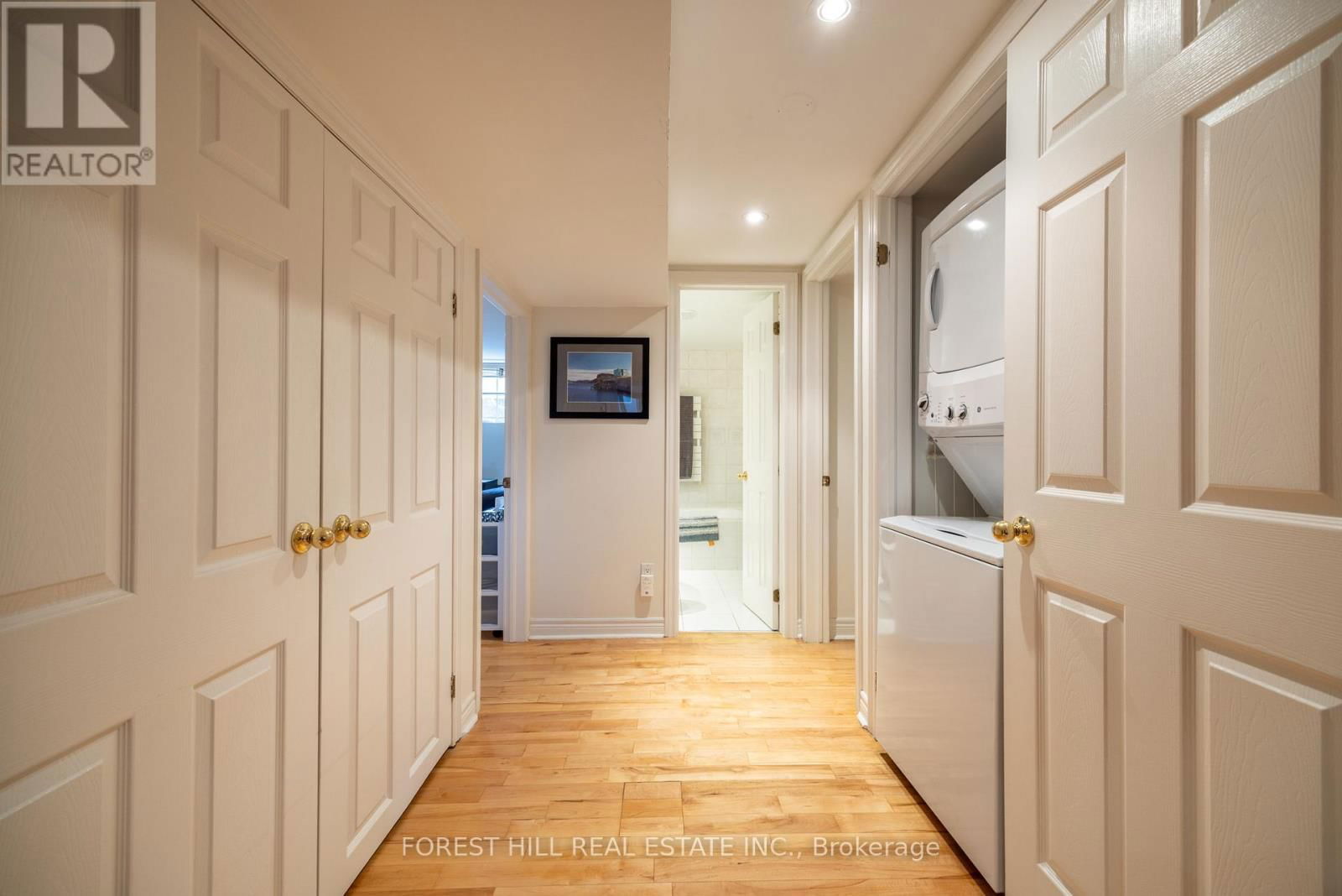 18 COLLEGE VIEW AVENUE Image 38