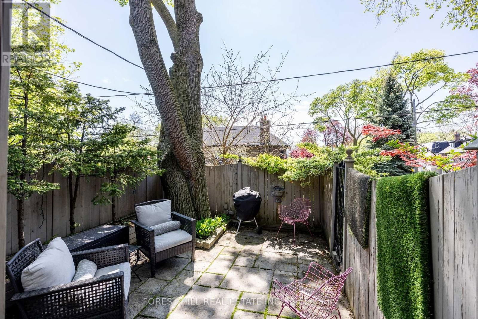 18 COLLEGE VIEW AVENUE Image 8