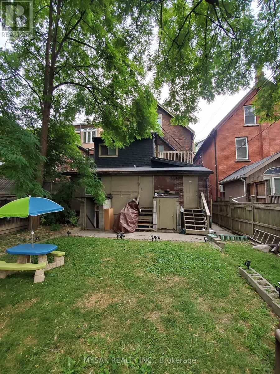 104 BEDFORD ROAD Image 31