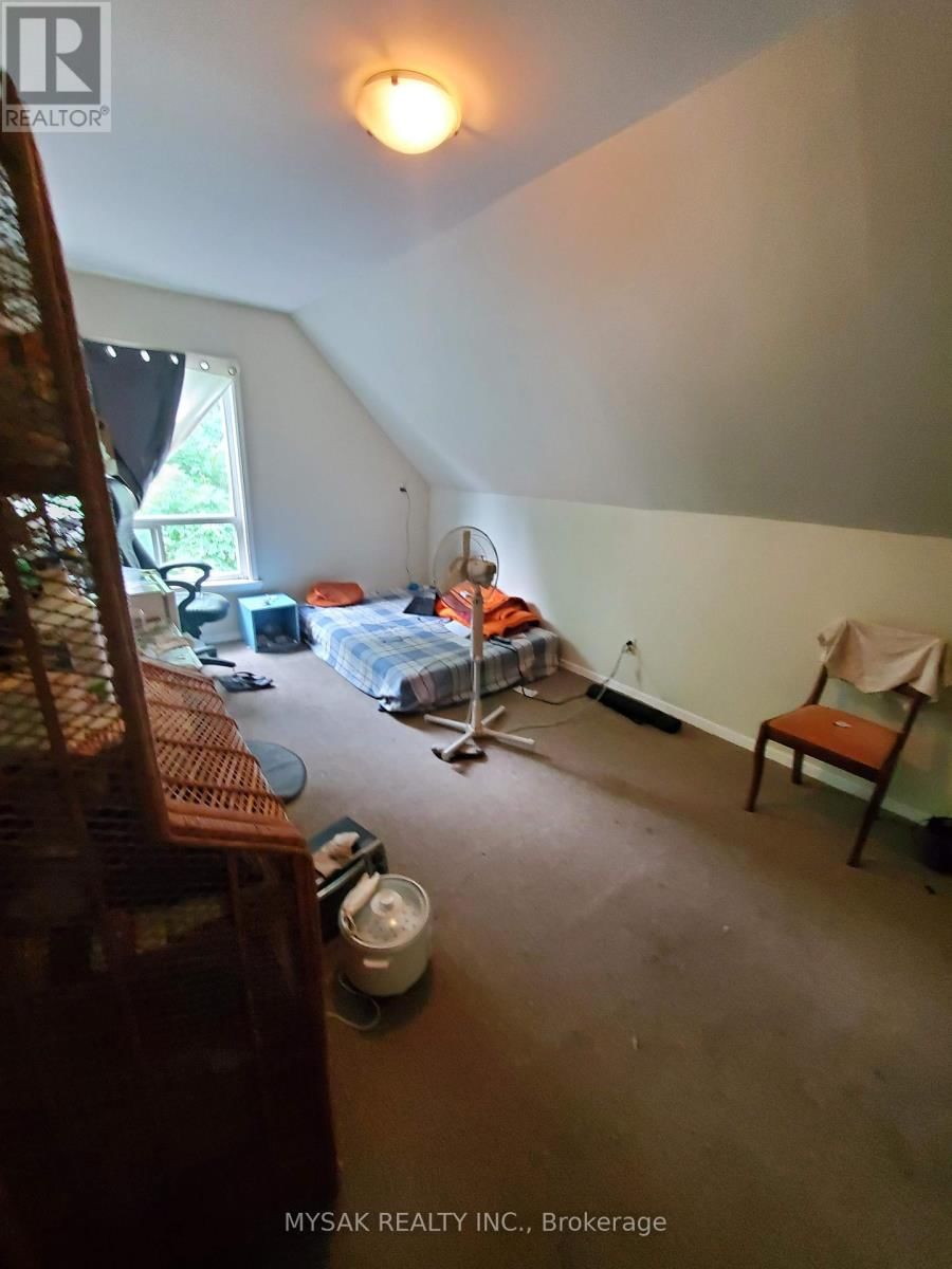 104 BEDFORD ROAD Image 8