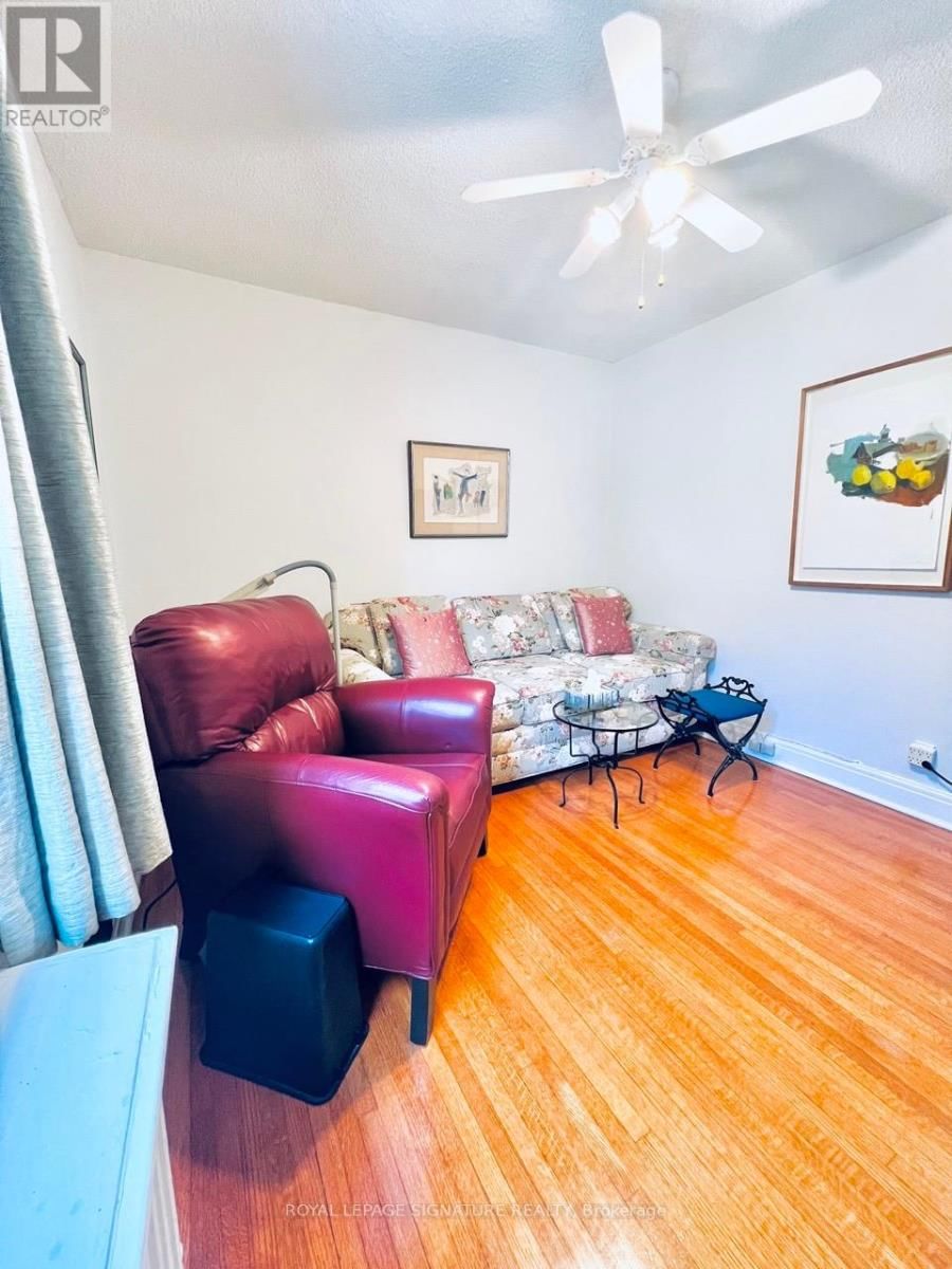 24 COLLEGE VIEW AVENUE Image 19