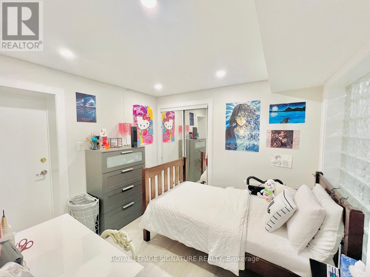 24 COLLEGE VIEW AVENUE Image 31